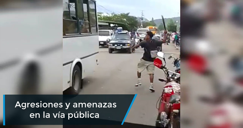 Hombre armado de machete agrede a varios peatones y conductores en Estelí