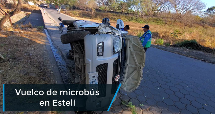 Un microbus se vuelca y su conductora resulta ilesa en Estelí