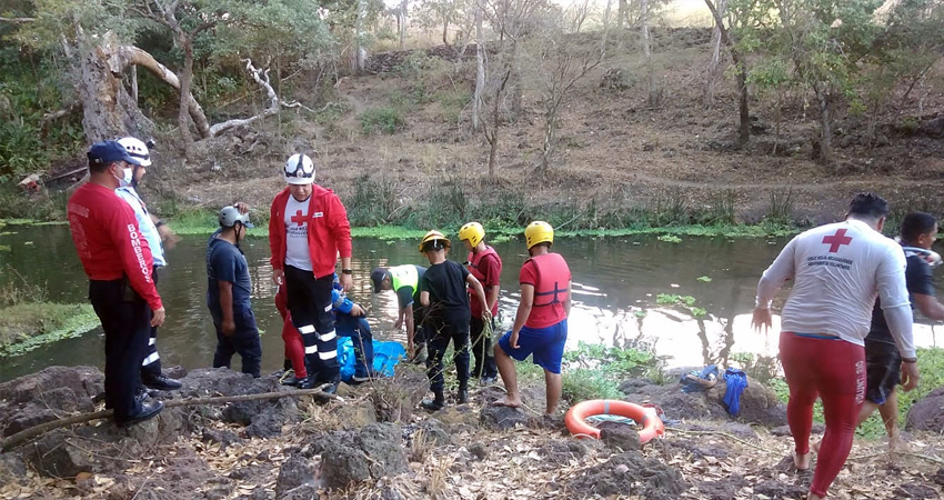 La tragedia ocurrió en la poza llamada El Muerto, de La Sirena, Estelí. Foto: Juan Francisco Dávila/Radio ABC Stereo.