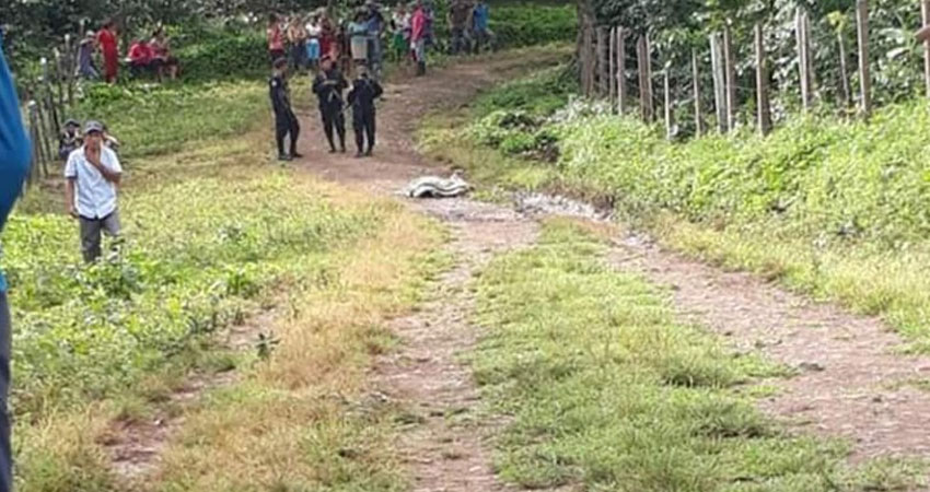 La Policía Nacional investiga el crimen de tres campesinos.                            Foto: Imagen de Referencia