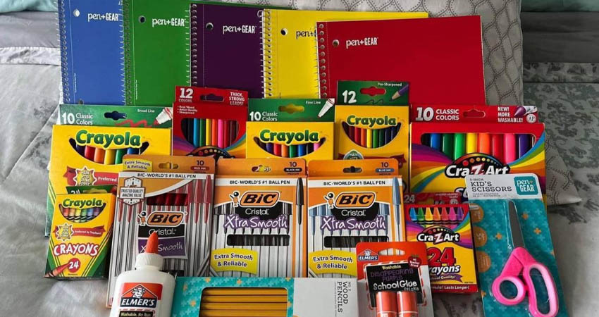 Comerciantes invitaron a los clientes a adquirir los útiles escolares, pues la mayoría de productos se encuentran a precios accesibles. Imagen de referencia
