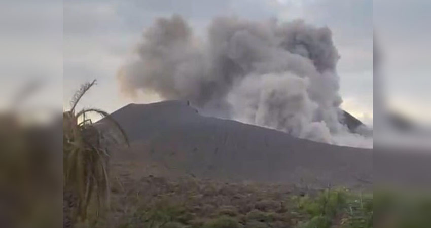 El volcán ha presentado múltiples exhalaciones en los últimos días. Foto: Cortesía/Radio ABC Stereo