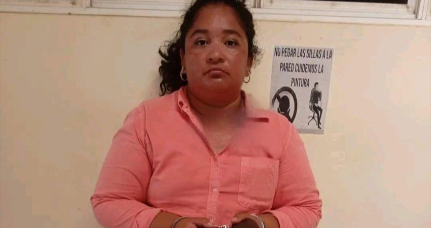 La mujer fue detenida por la policía tras denuncias recibidas. Foto: Cortesía/Radio ABC Stereo
