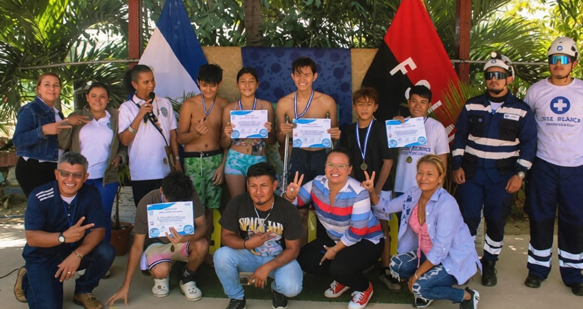 En la categoría femenina, el primer lugar fue obtenido por la joven Andrea Nicol Fiallos, mientras que el primer lugar de la categoría masculina lo obtuvo el José Ariel González.