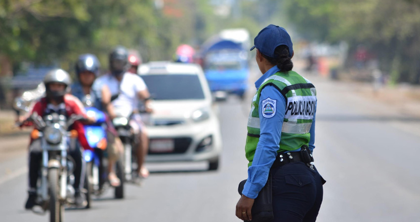 Agentes de tránsito en Nicaragua. Foto: Cortesía