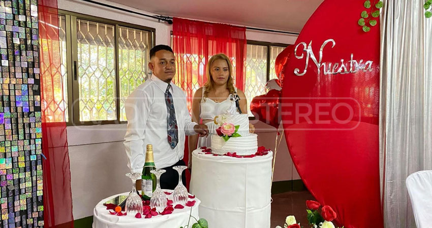 Rosa Amalia cumpliría un año de casada el 14 de febrero. Foto: Cortesía/Radio ABC Stereo