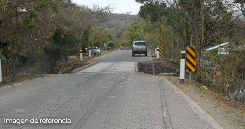 Vuelco de camioneta deja una persona fallecida. Foto: Imagen de referencia