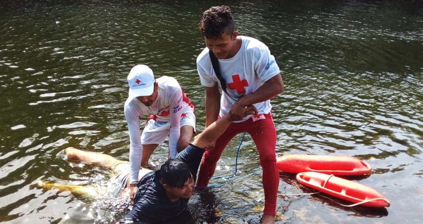 Cruz Roja contabiliza 298 rescates con vida. Foto: Cortesía