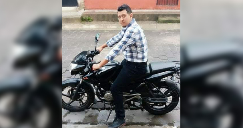 El dueño de la moto pide dar con el paradero de su moto. Foto: Cortesía/Radio ABC Stereo