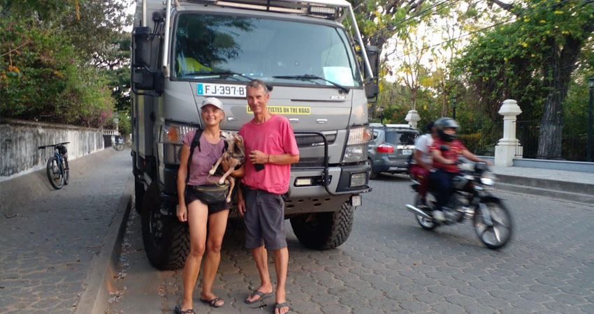 Michel y Pascale, franceses que recorren el mundo. Foto: Marvin Gadea/Radio ABC Stereo