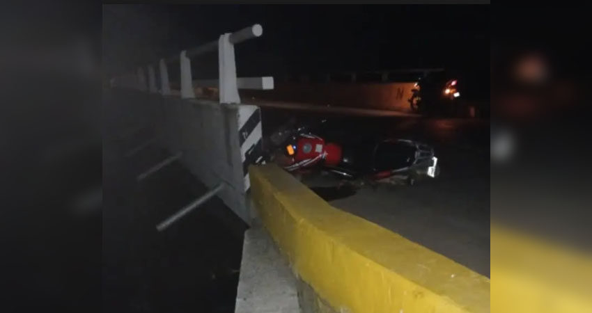 El motociclista resultó con lesiones de gravedad. Foto: Cortesía/Radio ABC Stereo
