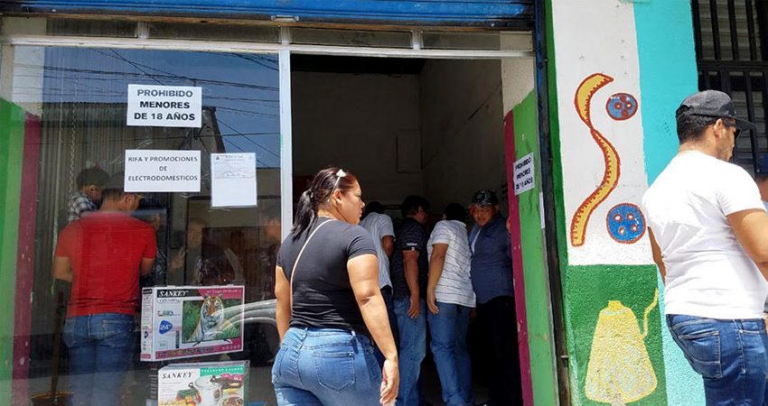 El negocio está ubicado en la parte céntrica de la ciudad. Foto: Alba Nubia Lira/Radio ABC Stereo