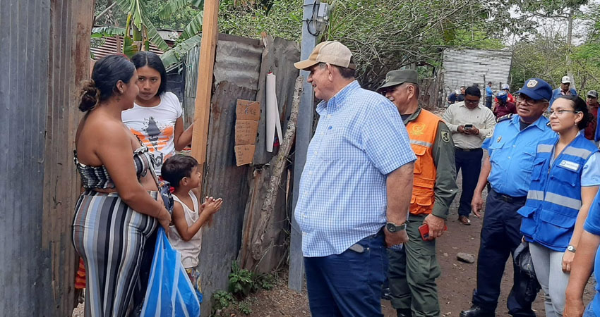 Alcalde de Estelí recorre puntos vulnerables a desastres. Foto: Cortesía/Radio ABC