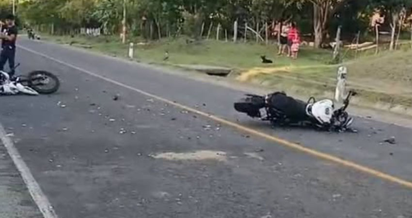 Fatal accidente cobra dos vidas en Chinandega. Foto: Cortesía/Radio ABC Stereo
