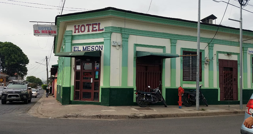 El Hotel El Mesón, ubicado en la parte céntrica de Estelí, cierre sus puertas. Foto: Roberto Mora/Radio ABC Stereo