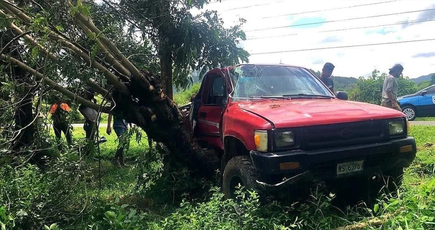 La víctima mortal viajaba en la parte de atrás de la camioneta. Foto: Cortesía/Radio ABC Stereo