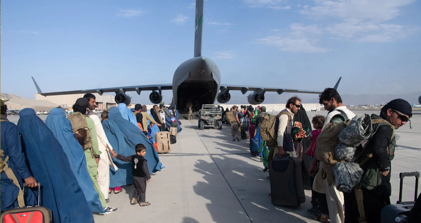 Ayer el último avión militar estadounidense, un C-17, despegó del Aeropuerto Internacional Hamid Karzai de Kabul. Foto: Cortesía.