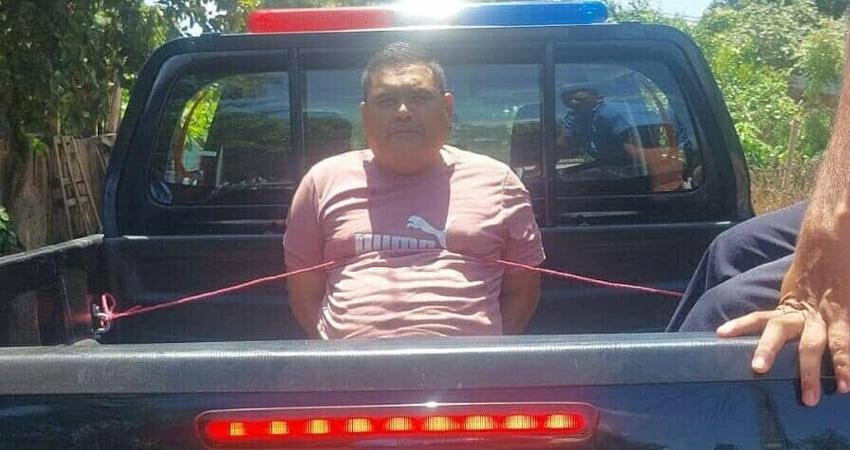 El hombre, presuntamente estaba acosando desde su taxi a una niña de 10 años. Foto: Cortesía/Radio ABC Stereo