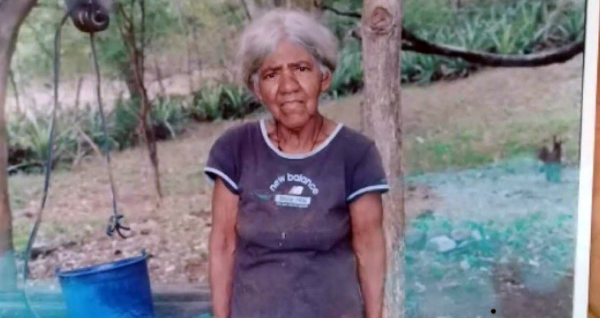 Angustiados se encuentran familiares de doña María Teresa Peralta por su desaparición. La ancianita tiene más de 90 años.