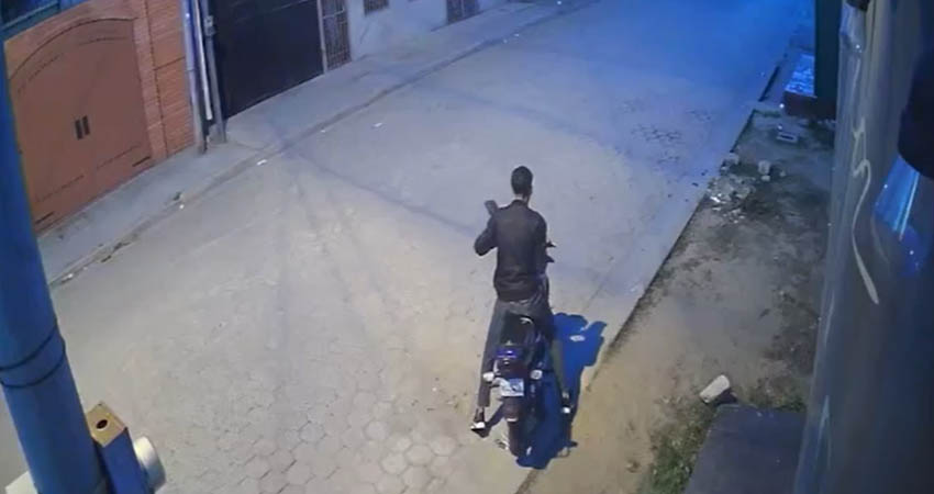 Ladrón de motocicleta ya fue identificado. Foto: Captura de pantalla Radio ABC Stereo