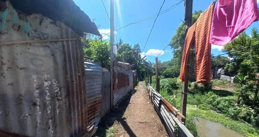 Cobros de energía no llegan a tiempo en algunas localidades de Estelí y los usuarios se quejan porque esto ocasiona cortes del servicio.