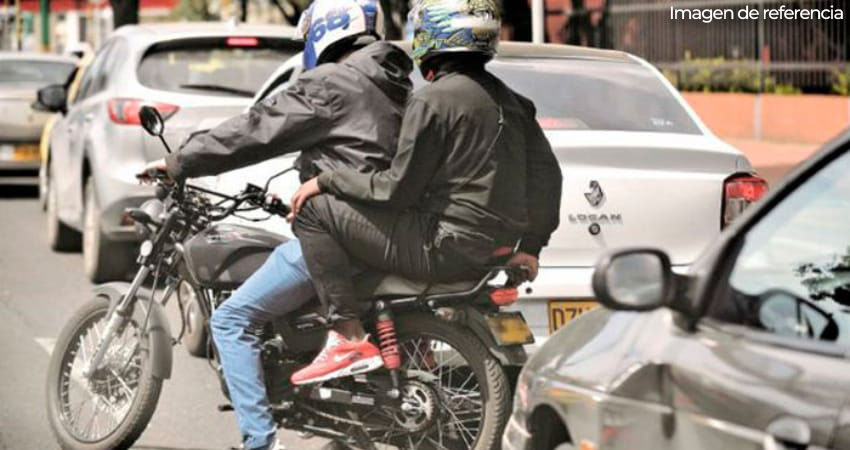 En ambos casos, las víctimas fueron interceptadas por hombres que se movilizaban en motocicletas.