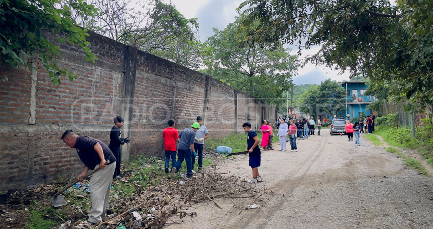 Los pobladores pidieron a otros ciudadanos hacer conciencia y advirtieron que contarán con vigilancia para evitar que la zona vuelva a llenarse de desechos.