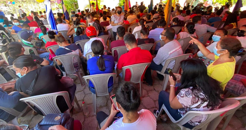 Esta es la primera dosis de la vacuna AztraZeneca. Foto: Cortesía/Radio ABC Stereo