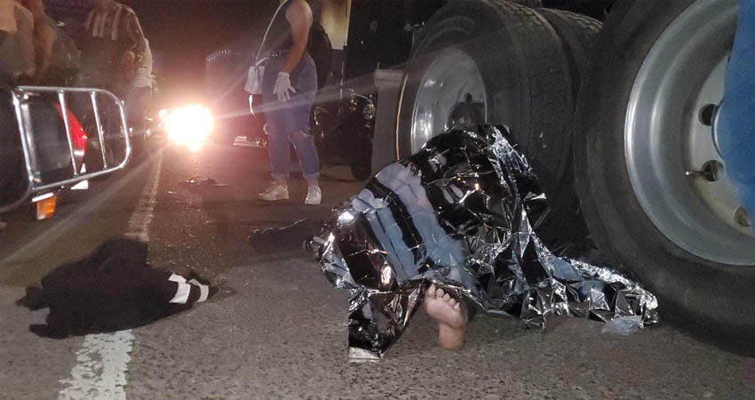 Consternación ante la muerte de un motociclista y su pasajera. Foto: José Enrique Ortega/Radio ABC Stereo
