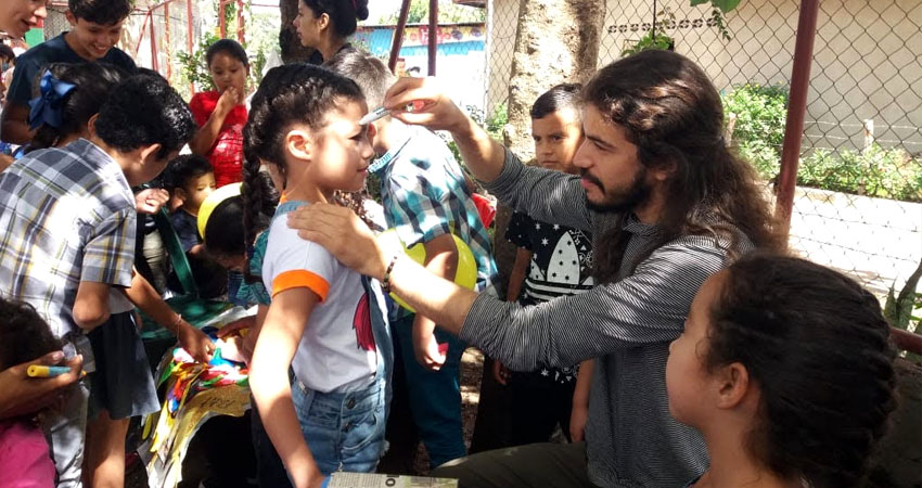 La feria se realizó en el preescolar Gotita de Amor. Foto: Cortesía/Radio ABC Stereo