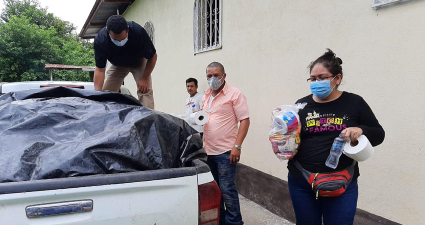 La primera entrega se hizo en la comunidad La Joba, Wiwilí, Jinotega. Foto: Cortesía