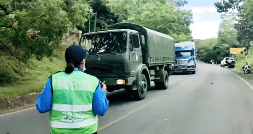 El conductor y copiloto resultaron con mayores lesiones pero se encuentran estables. Foto de referencia.