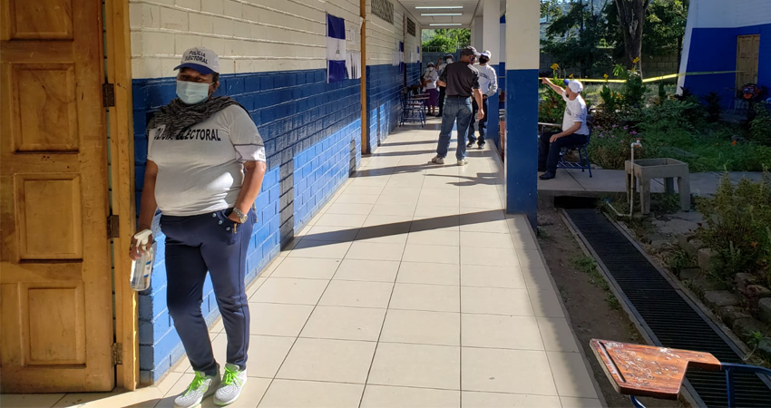 Centro de Votación ubicado en el INFLE Estelí. Foto: Radio ABC Stereo