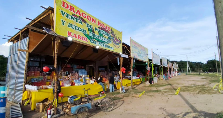 Comerciantes aseguraron que los precios de los productos están más bajos este año. Foto: Cortesía/Radio ABC Stereo