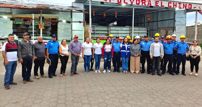 Las autoridades oficializaron la apertura de los puestos de pólvora en Estelí. Foto: Cortesía/Radio ABC Stereo