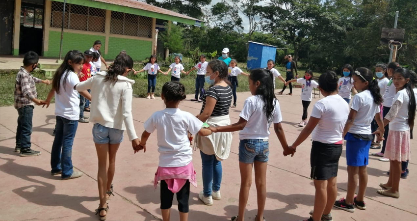 La Red de Mujeres del Norte Ana Lucila se encuentra promoviendo encuentros con niñas y niños en las zonas donde tienen incidencia. Foto: Cortesía