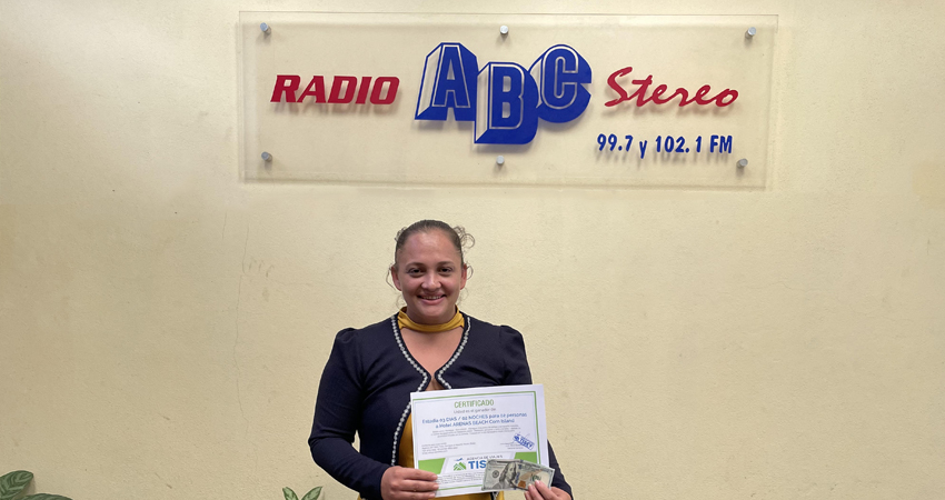 La joven Keylin Vilchez, de Miraflor, ganadora del viaje a Corn Island. Foto: Marcos Muñoz/Radio ABC Stereo