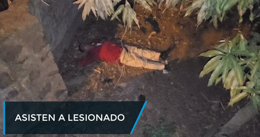 Encuentran a hombre en un solar después de presuntamente ser asaltado