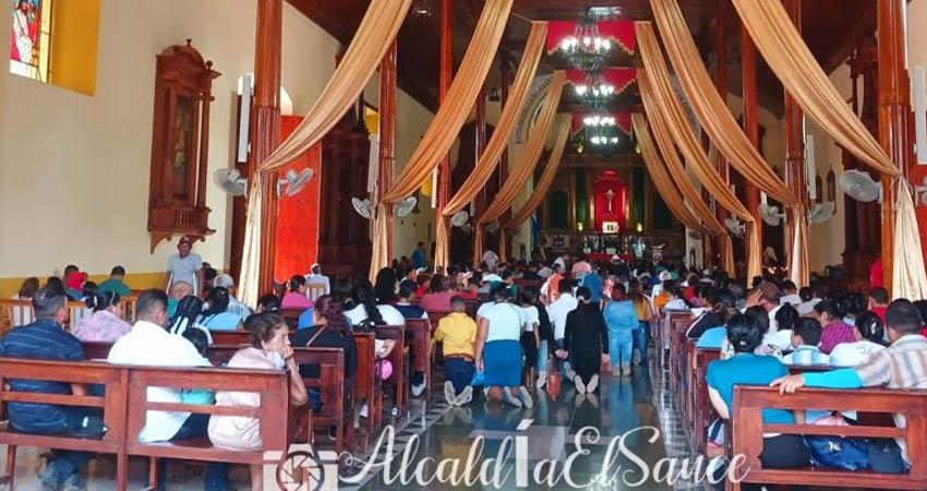 Las celebraciones al Señor de Milagros reúne a miles de devotos de distintas partes de Nicaragua. Foto: Cortesía/Radio ABC Stereo
