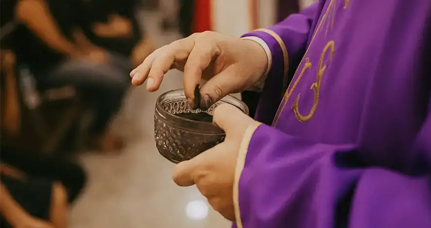 Colecta nacional en beneficio de sacerdotes ancianos y enfermos. Foto: Imagen de referencia