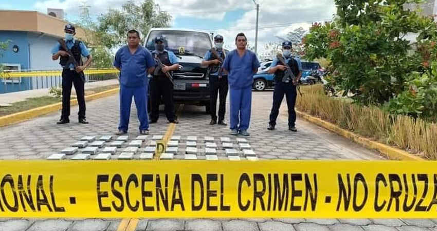 En el compartimiento secreto habían 67 paquetes. Foto: Tomada de redes sociales