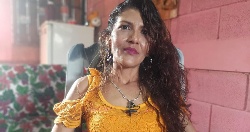 Alba Luz Arauz, una mamá de tiempo completo. Foto: Famnuel Úbeda/Radio ABC Stereo