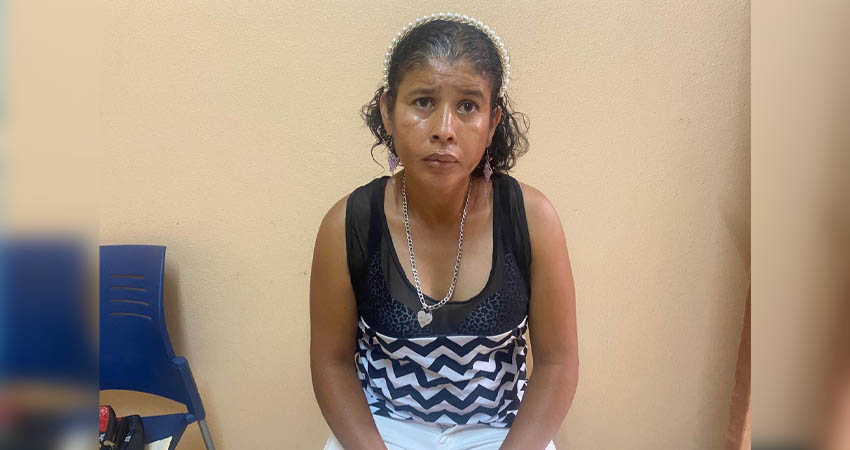 El abandono y el maltrato que sufrió una adolescente, la obligó a  entregar a su primera bebé a una pareja de desconocidos en Estelí. 25 años después la madre busca a la hija que entregó.
