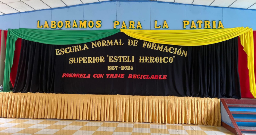 La escuela celebró con un nuevo nombre. Foto: Cortesía