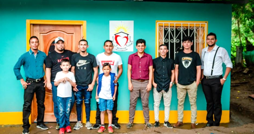 Miembros de la Fundación Mi Corazón es tu Corazón. Foto: Cortesía