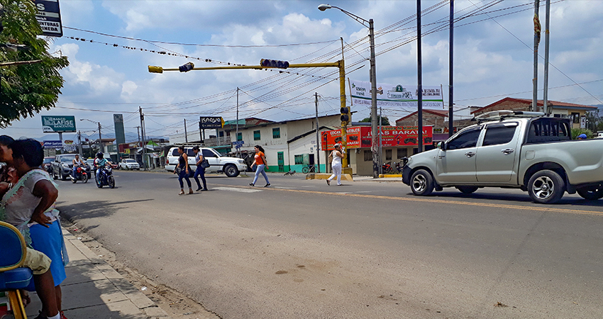 El 17 de agosto de cada año se conmemora el Día del Peatón. Foto de referencia.