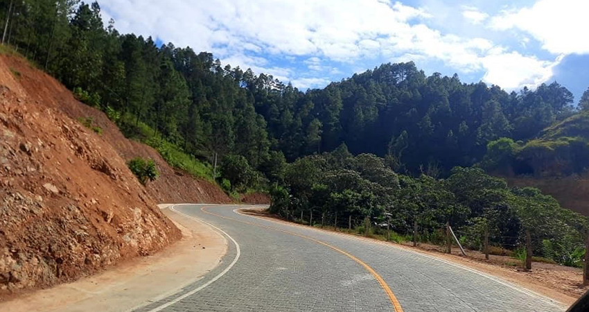 Con esta obra, todos los municipios segovianos quedan unidos a la red vial. Foto: Cortesía/Radio ABC Stereo